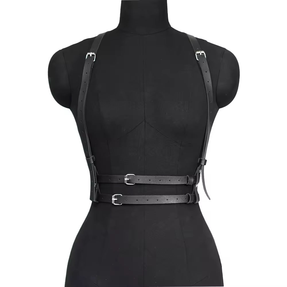 Harness de corpo preto, ajustável para cintura de 65 a 94cm, com fivelas metálicas.