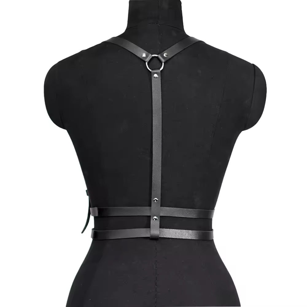 Harness de corpo preto, ajustável para cintura de 65 a 94cm, com fivelas metálicas.