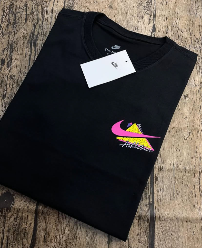 Camiseta Nike Athletics - Loja Bee Fancy