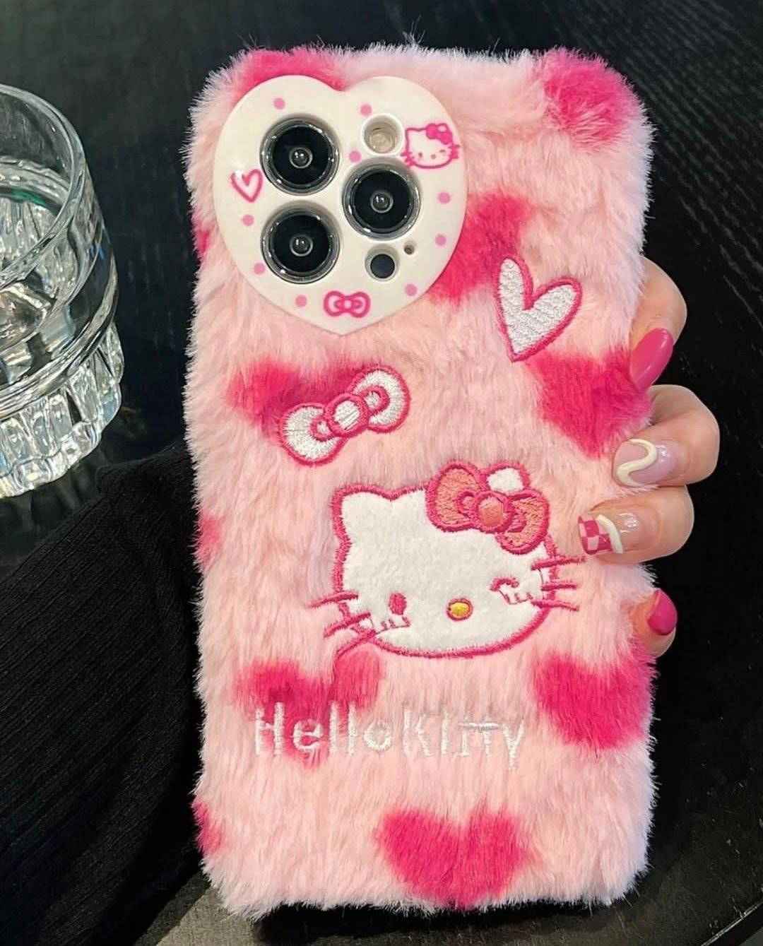 CAPINHA HELLO KITTY PLUSH - Loja Bee Fancy