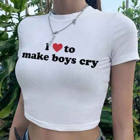 CROPPED I LOVE TO MAKE BOYS CRY - Loja Bee Fancy