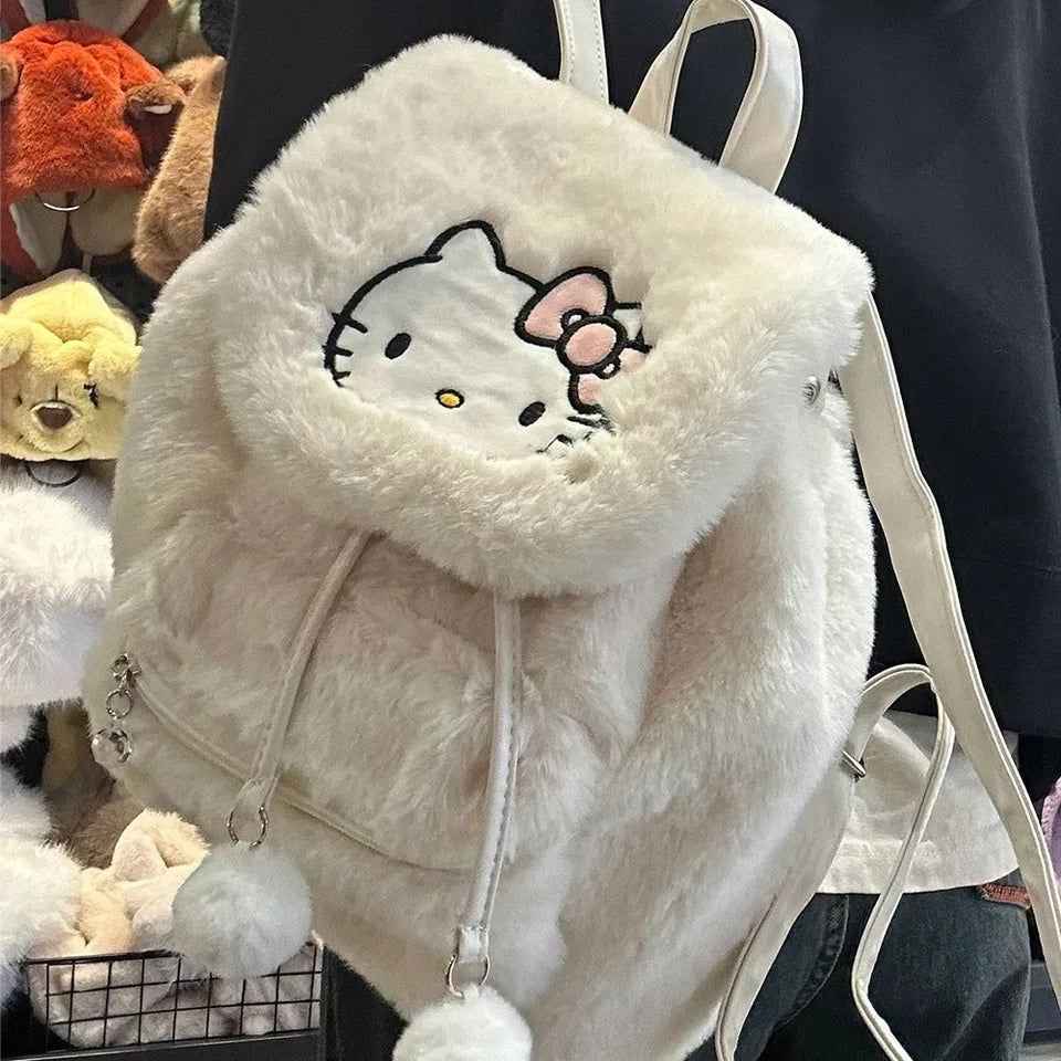 MOCHILA SANRIO PLUSH - Loja Bee Fancy