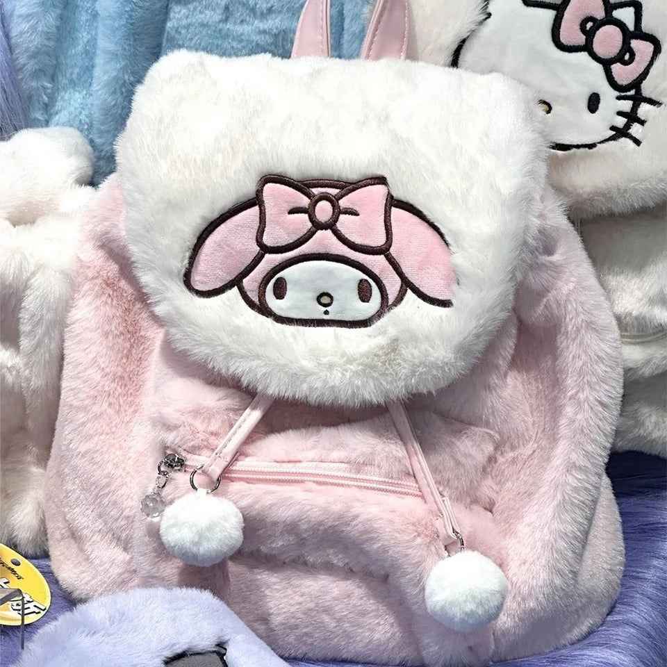 MOCHILA SANRIO PLUSH - Loja Bee Fancy