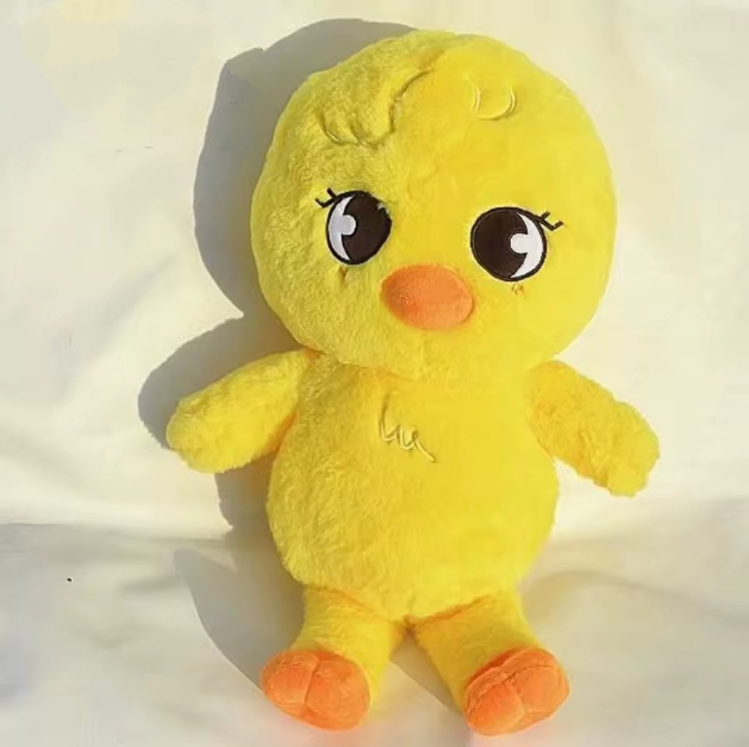 Pelúcia grande do personagem SKZOO Teddy em exibição colecionável