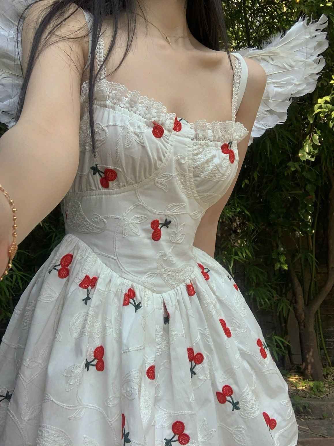 VESTIDO CHERRY - Loja Bee Fancy