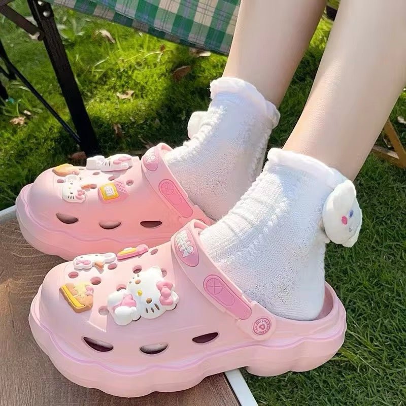 CHINELO CROCS SANRIO - Loja Bee Fancy