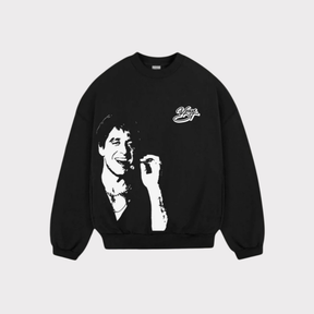 Moletom de gola redonda com estampa gráfica em alto contraste do personagem Tony Montana segurando charuto