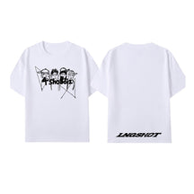 Camiseta de mangas curtas com desenho gráfico frontal em linhas e logo estampado na lateral inferior traseira